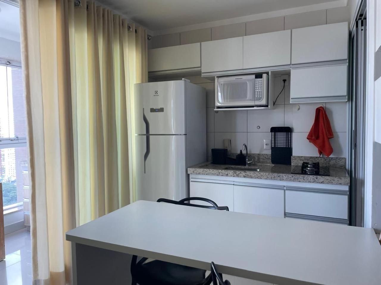 Moderno Flat Com Vista Para O Parque Vaca Brava Goiania Exterior photo