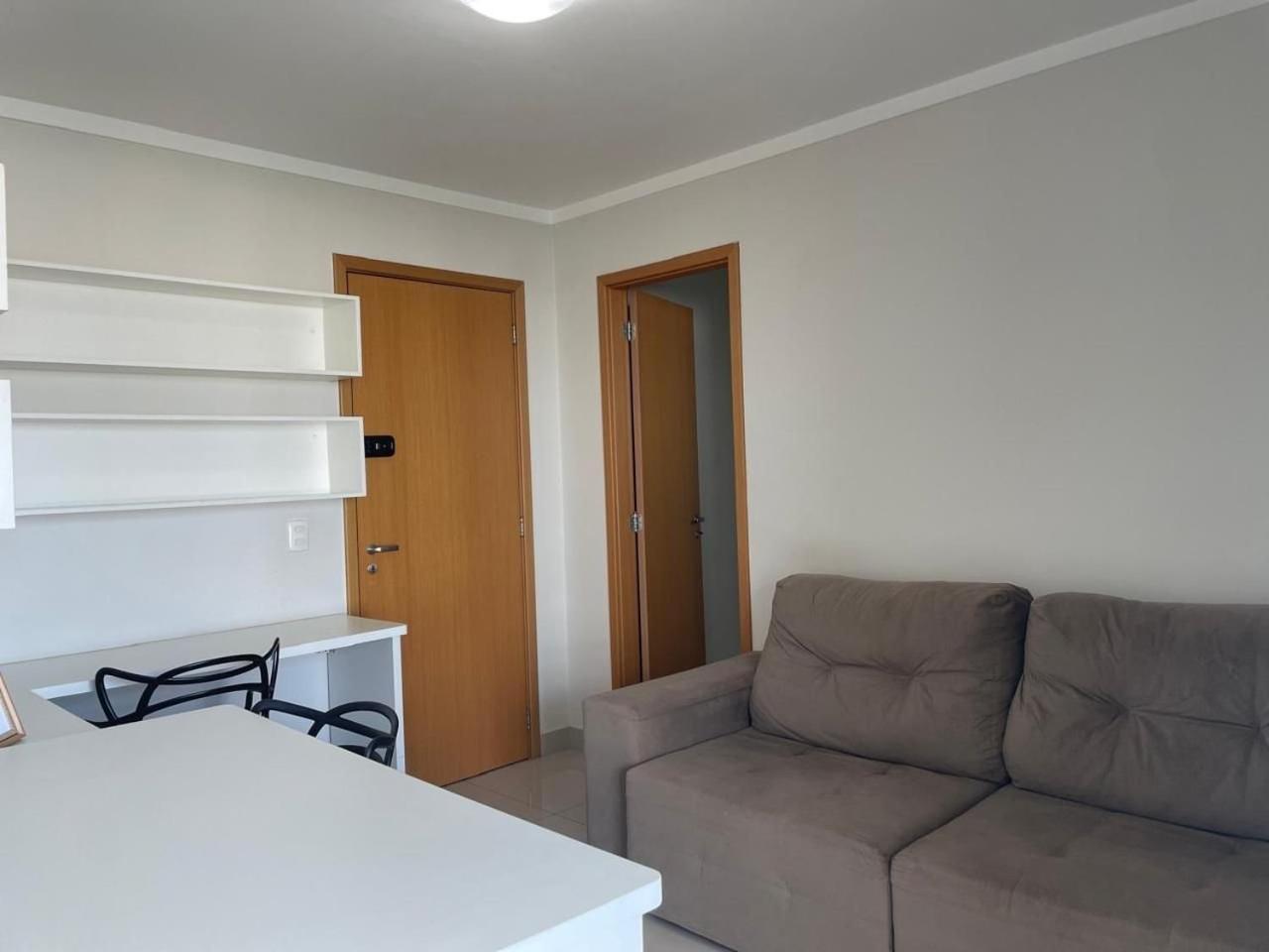 Moderno Flat Com Vista Para O Parque Vaca Brava Goiania Exterior photo
