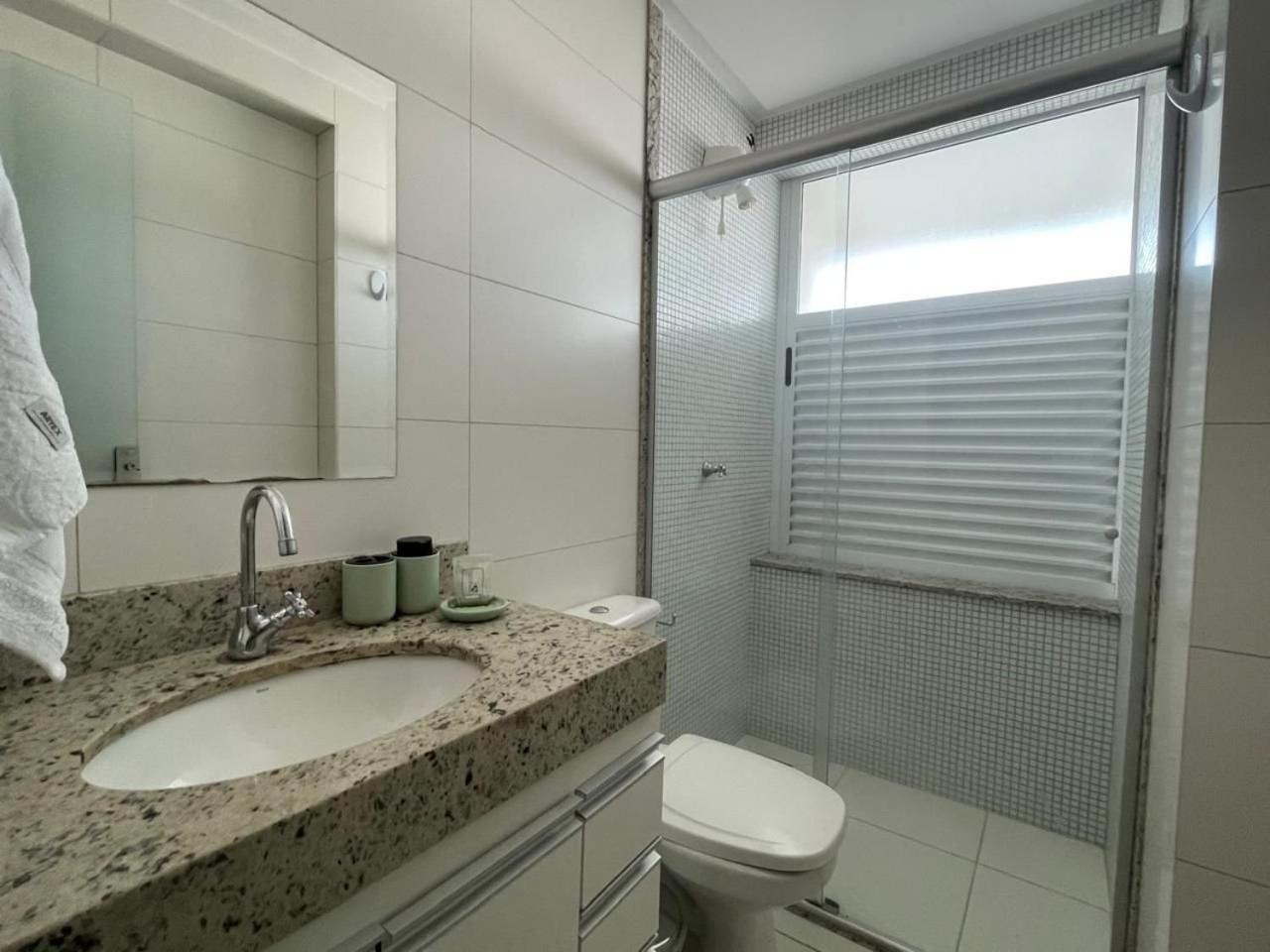 Moderno Flat Com Vista Para O Parque Vaca Brava Goiania Exterior photo